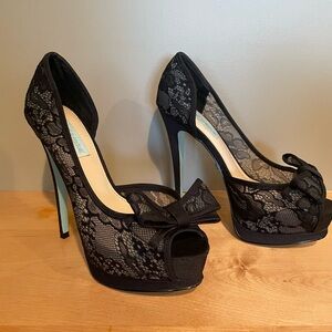 Like new Betsey Johnson Black Lace Heels